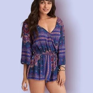 American Eagle Outfitters AEO Multi Print Bell Sleeve VNeck Festival Boho Romper